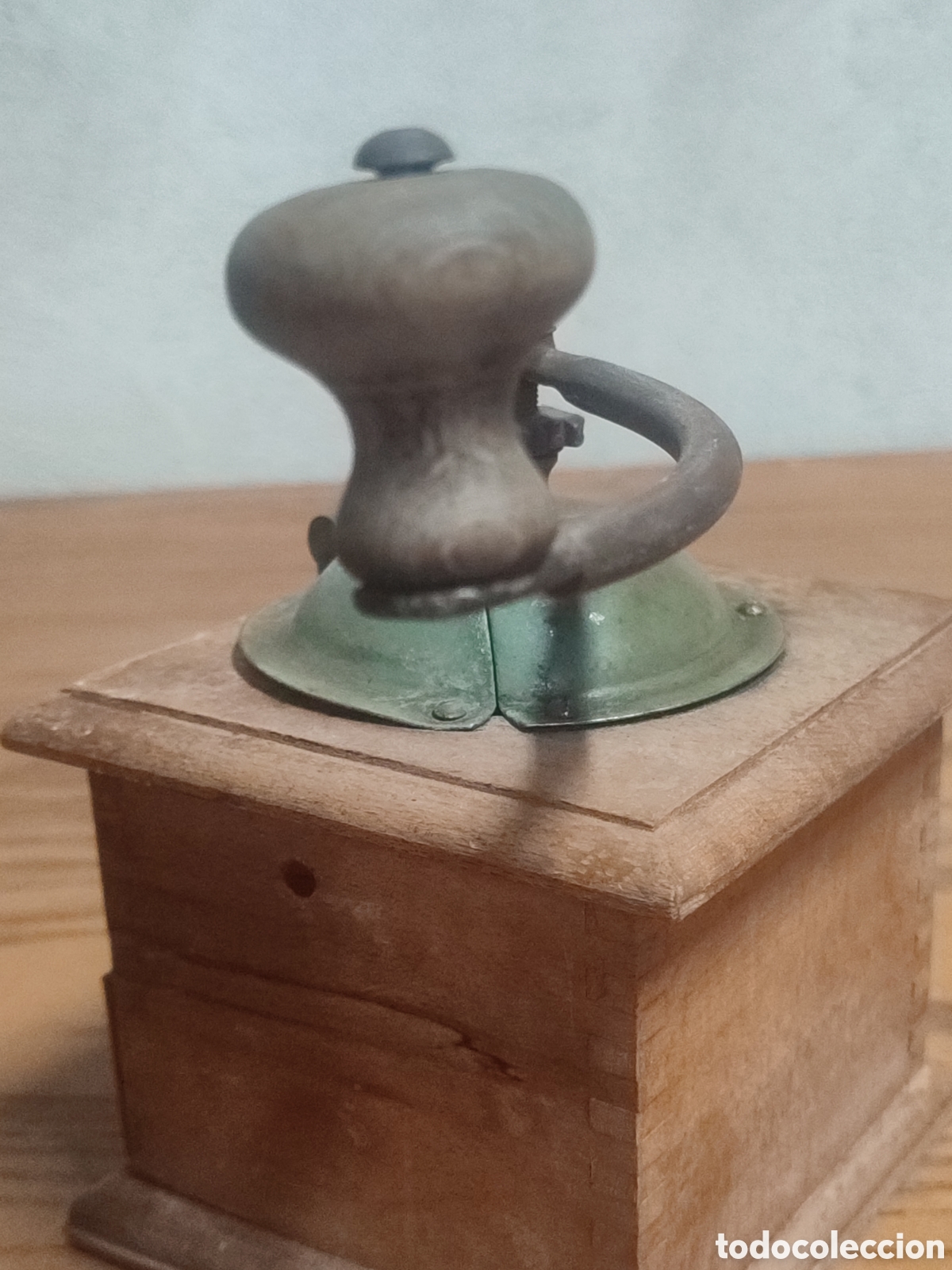 Antig&uuml;edades: Antiguo molinillo de caf&eacute; marca ELMA. - Foto 8
