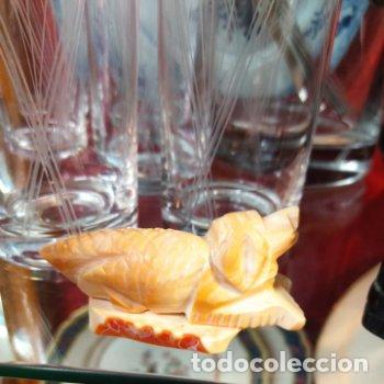 Antig&uuml;edades: Perrito tallado en coral o concha.? - Foto 1