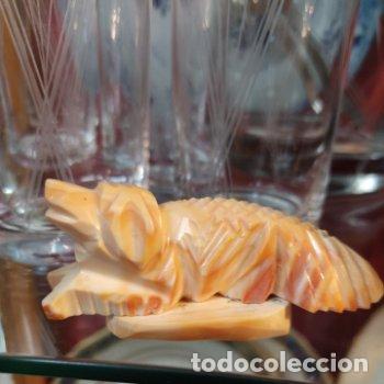 Antig&uuml;edades: Perrito tallado en coral o concha.? - Foto 3