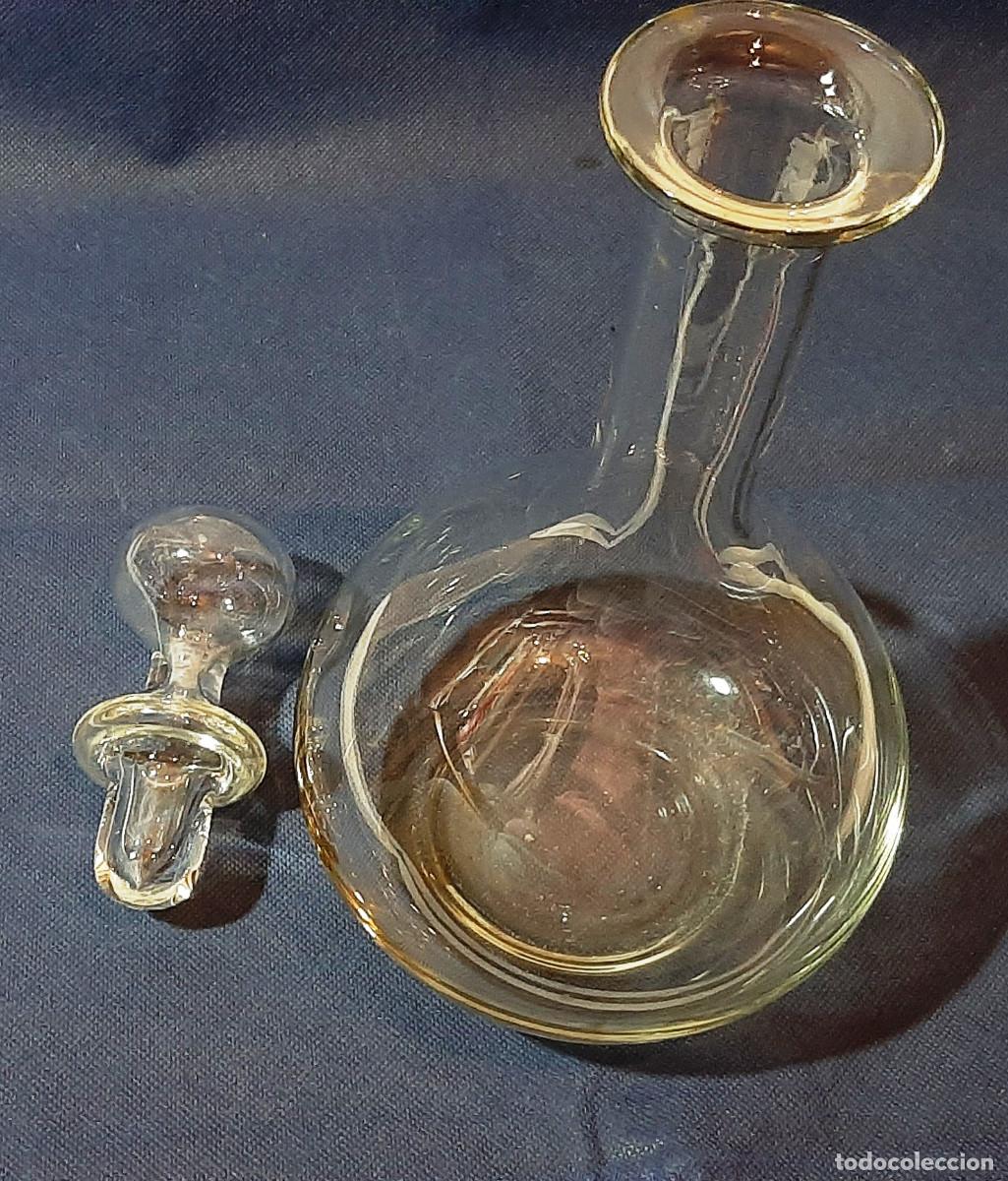 Antig&uuml;edades: Licorera antigua de cristal - Foto 2