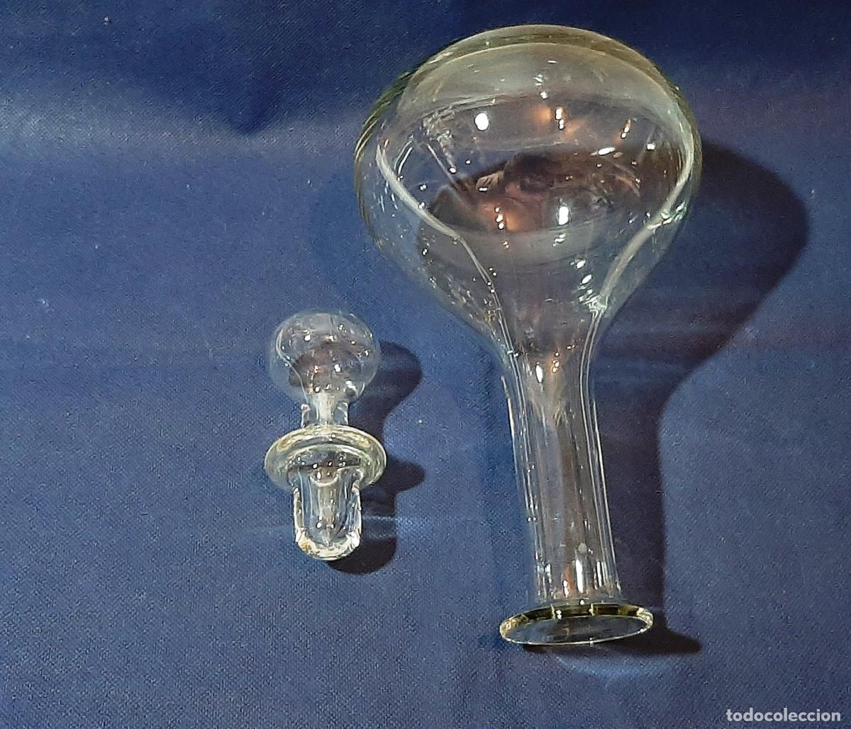 Antig&uuml;edades: Licorera antigua de cristal - Foto 3
