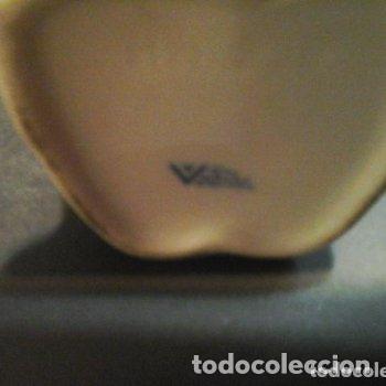 Antig&uuml;edades: Pareja de vinajeras con forma de monitos GOEBEL - Foto 3