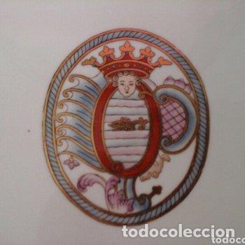Antig&uuml;edades: Bandeja ochavada pintada a mano - Foto 3