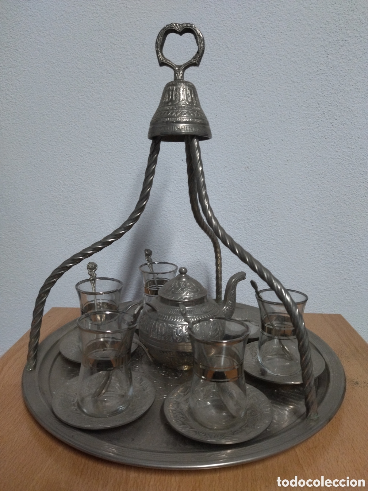 Antig&uuml;edades: Juego de t&eacute; turco. De alpaca - Foto 1