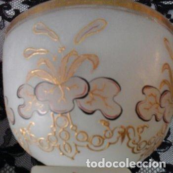 Antig&uuml;edades: Juego tocador en opalina - Foto 4