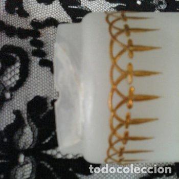 Antig&uuml;edades: Juego tocador en opalina - Foto 5