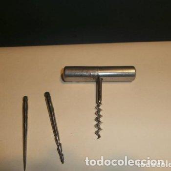 Antig&uuml;edades: Saca corchos metal - Foto 1