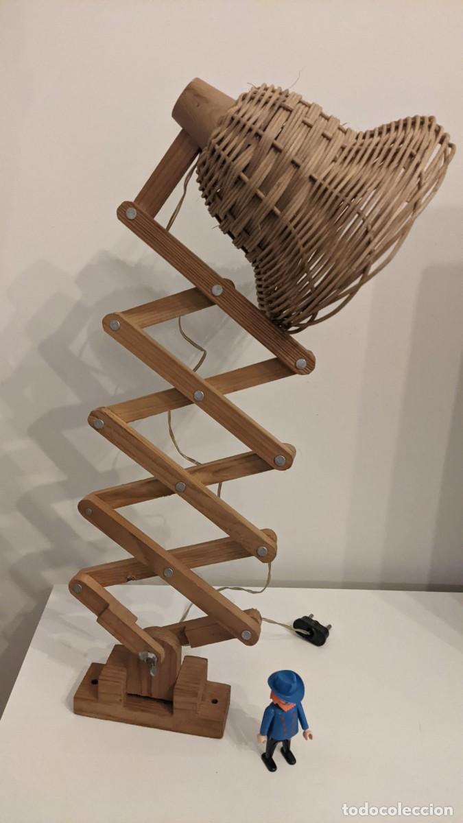 Antig&uuml;edades: ANTIGUO FLEXO EXTENSIBLE MADERA Y MINBRE - Foto 1