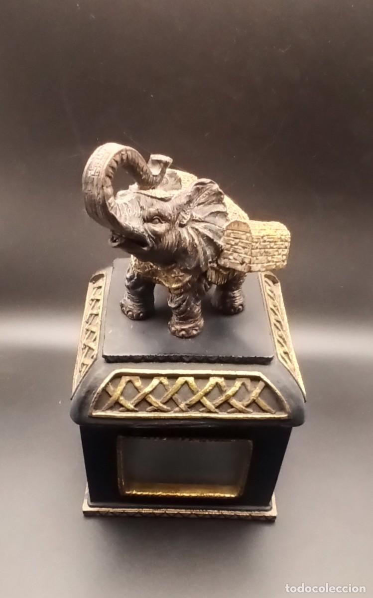 Antig&uuml;edades: Caja decoraci&oacute;n elefante - Foto 3