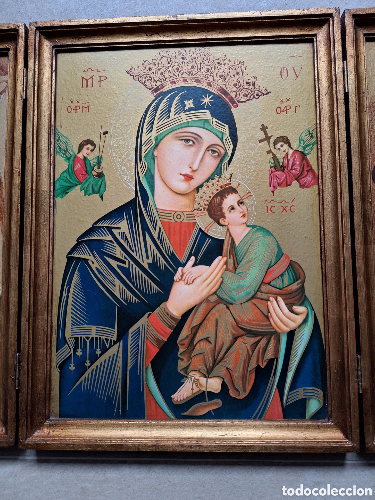 Antig&uuml;edades: Tr&iacute;ptico en madera. Virgen del Perpetuo Socorro Coronada - Foto 2