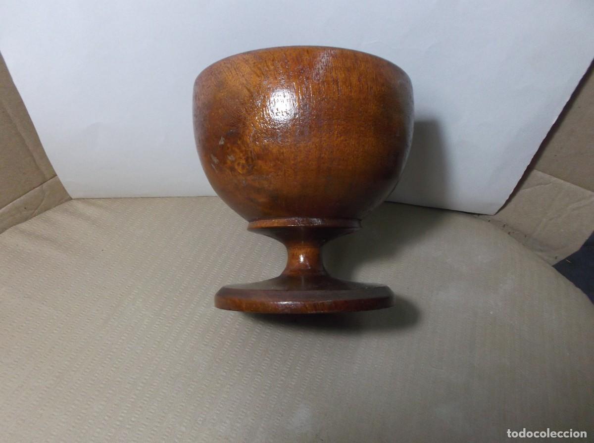 Antig&uuml;edades: COPA REALIZADA EN MADERA. - Foto 2