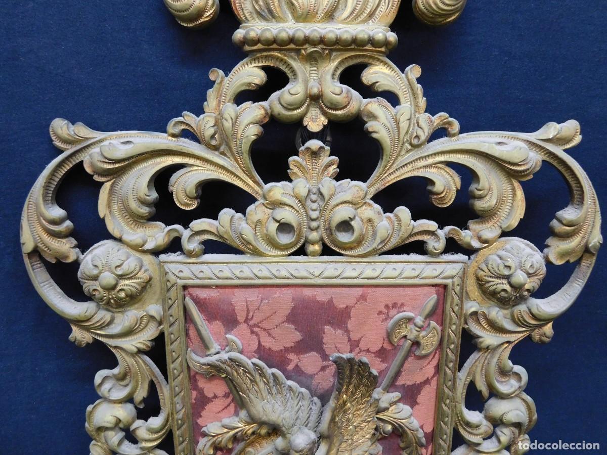 Antig&uuml;edades: ESCUDO DE ARMAS BRONCE - Foto 4