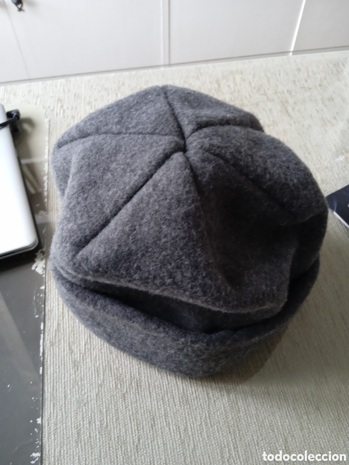 Antig&uuml;edades: Gorro gris vintage nuevo - Foto 1