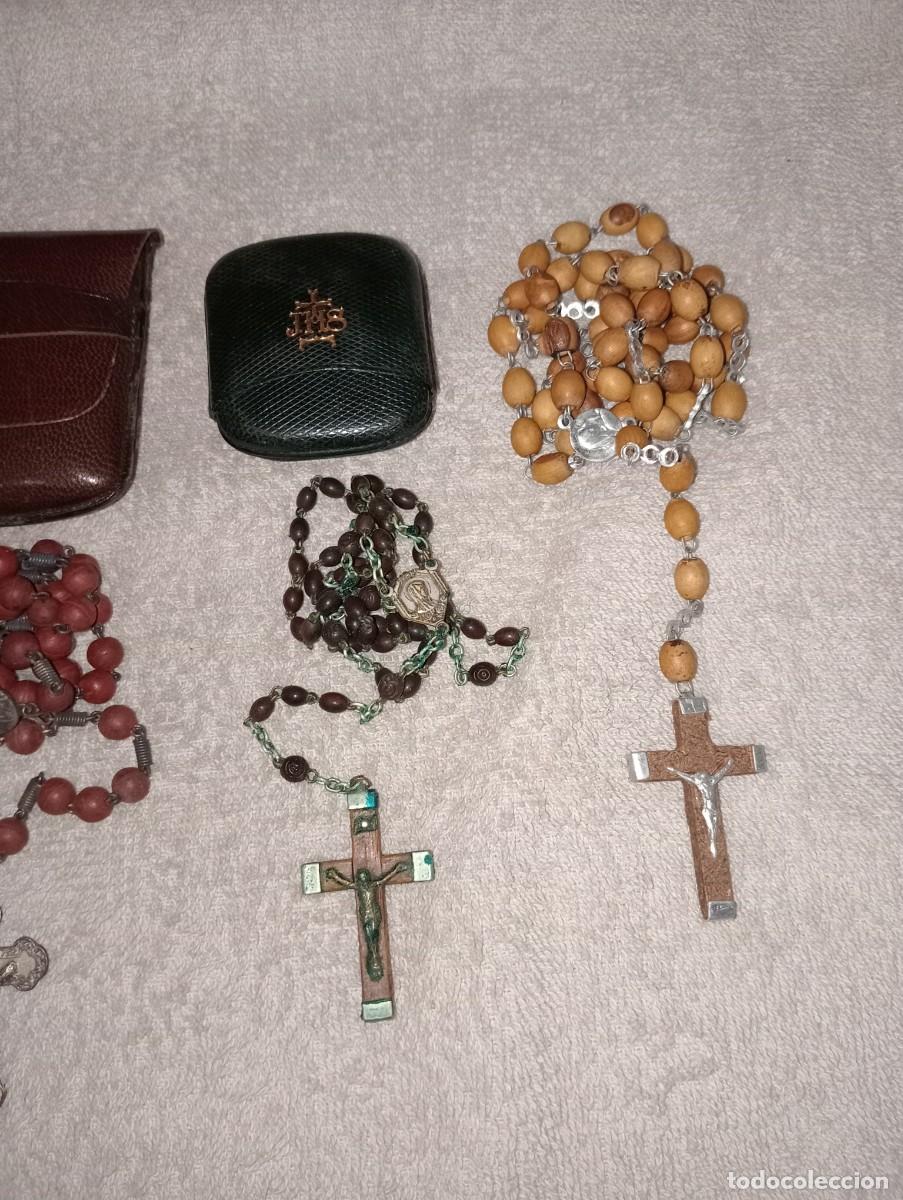 Antig&uuml;edades: Lote de 18 rosarios con sus fundas - Foto 6