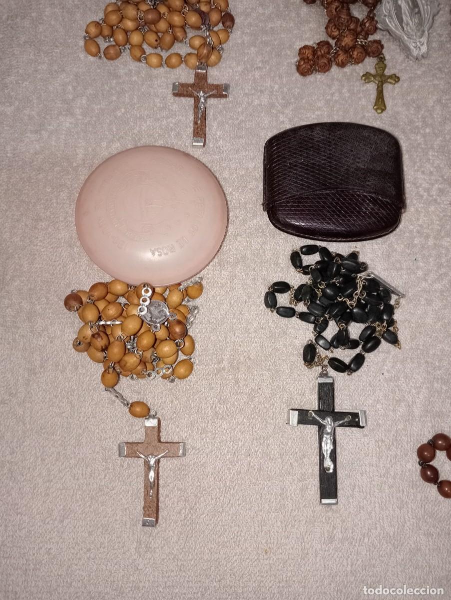 Antig&uuml;edades: Lote de 18 rosarios con sus fundas - Foto 7