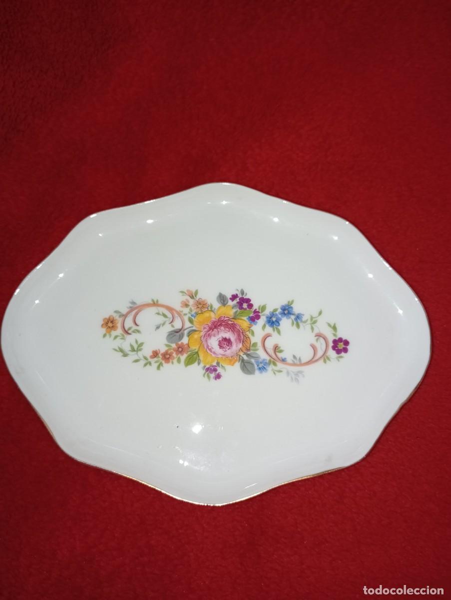 Antig&uuml;edades: Lote de porcelanas - Foto 4