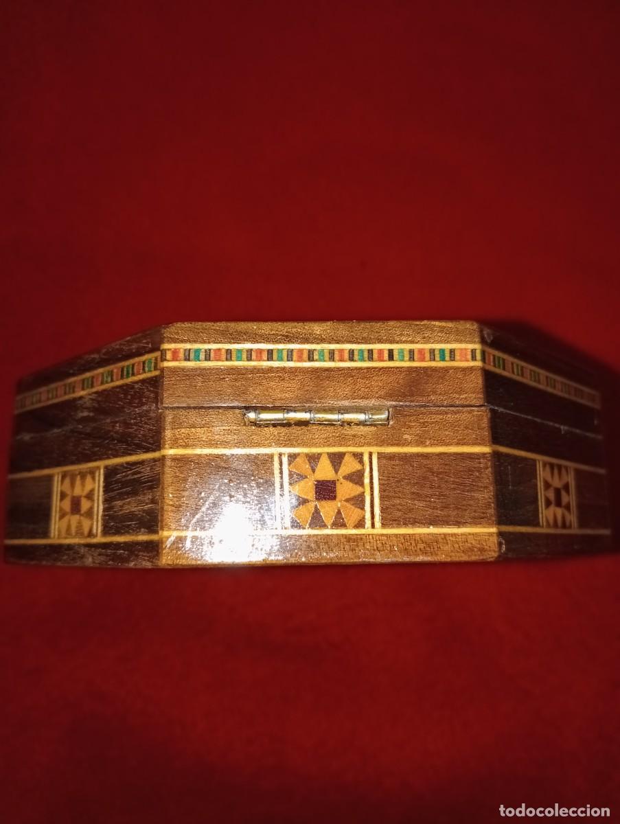 Antig&uuml;edades: Caja de taracea - Foto 5