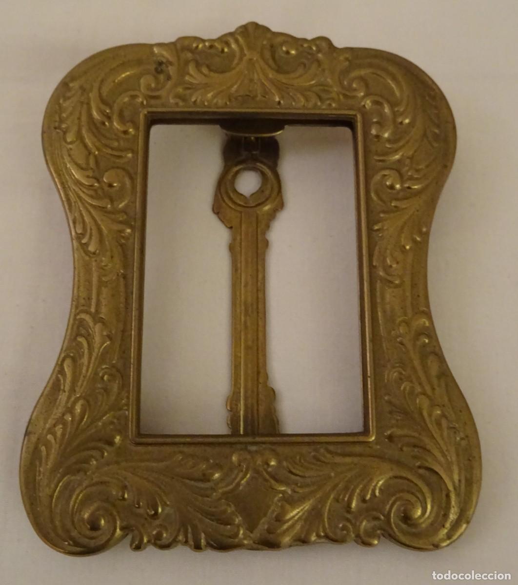 Antig&uuml;edades: Antiguo marco de bronce - Foto 2