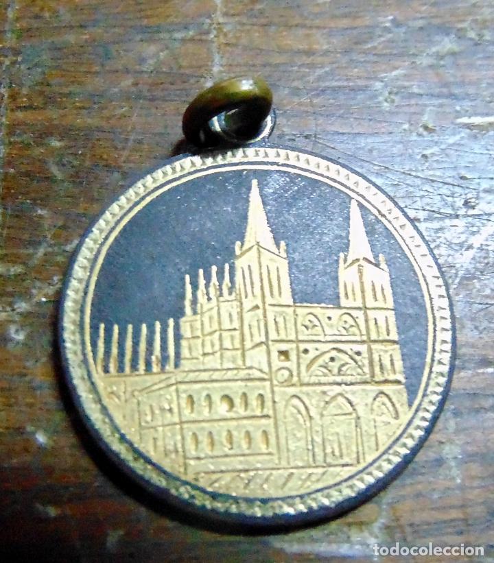 Antig&uuml;edades: ANTIGUA MEDALLA A IDENTIFICAR - Foto 2