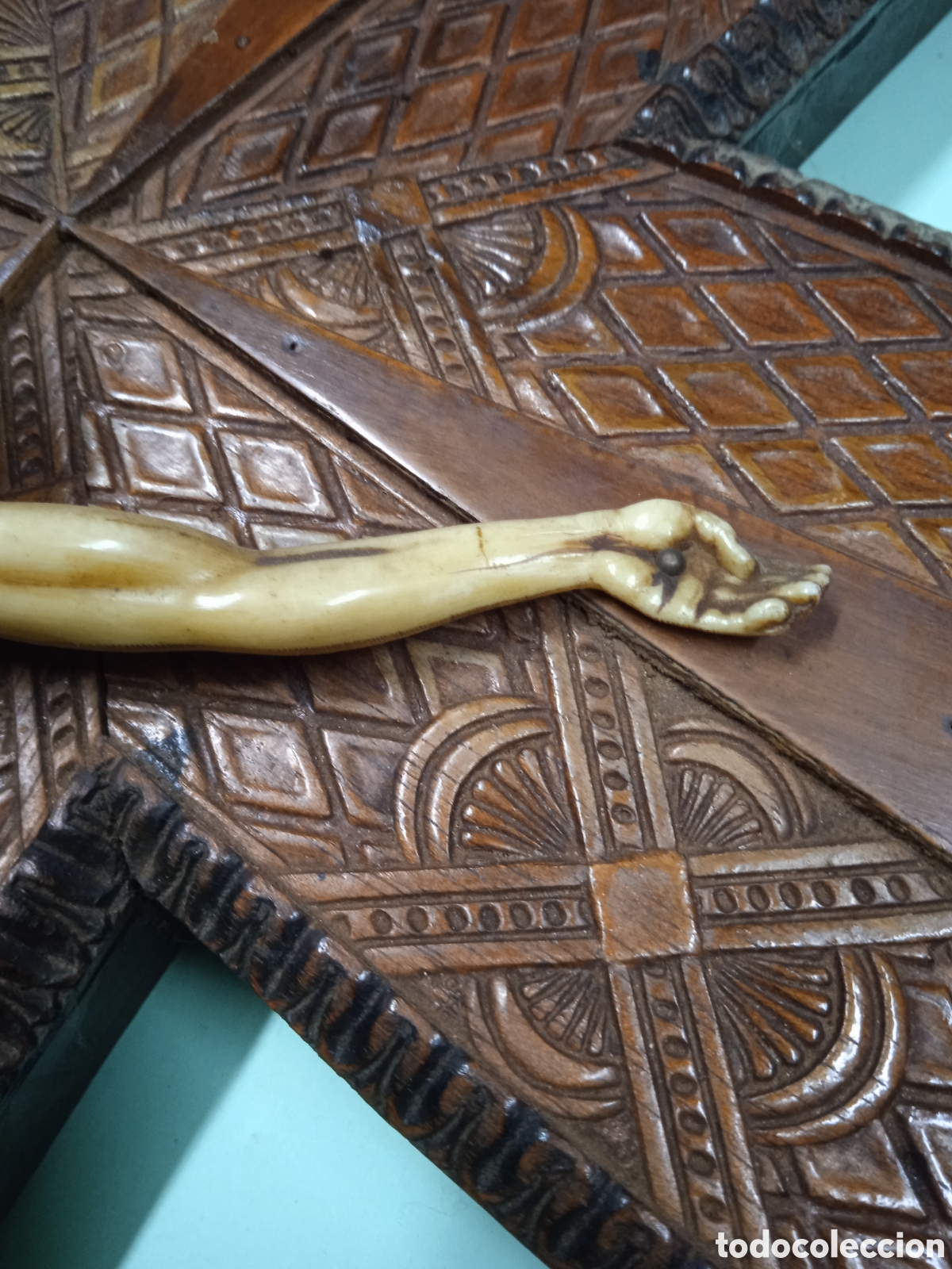 Antig&uuml;edades: Crucifijo de madera 45cm - Foto 6