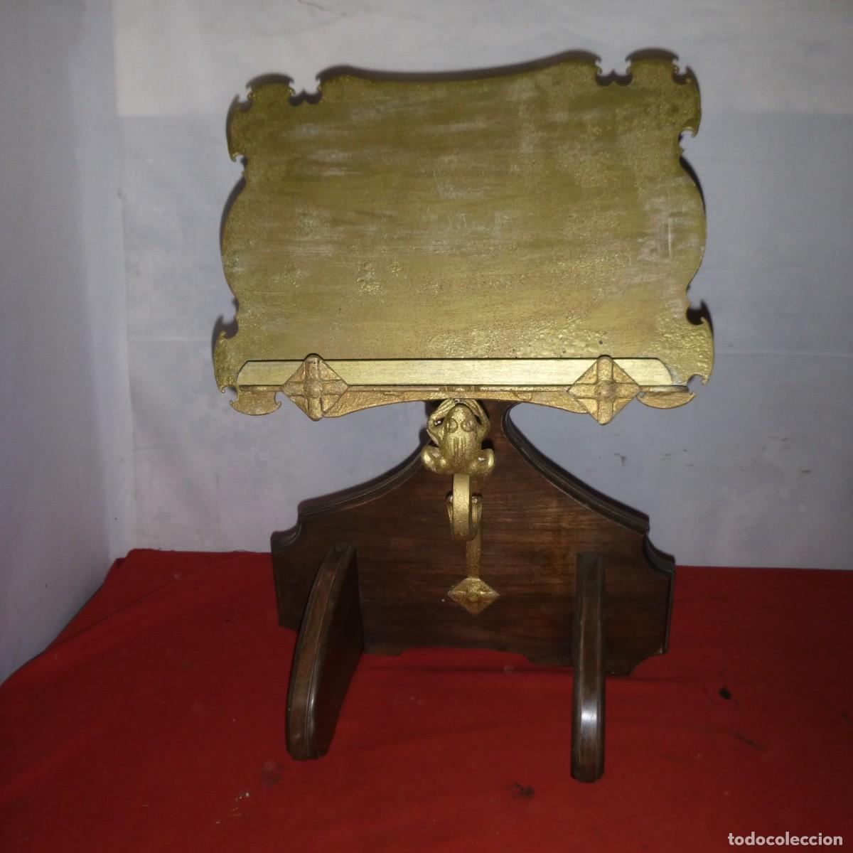 Antig&uuml;edades: ATRIL DE IGLESIA - Foto 1