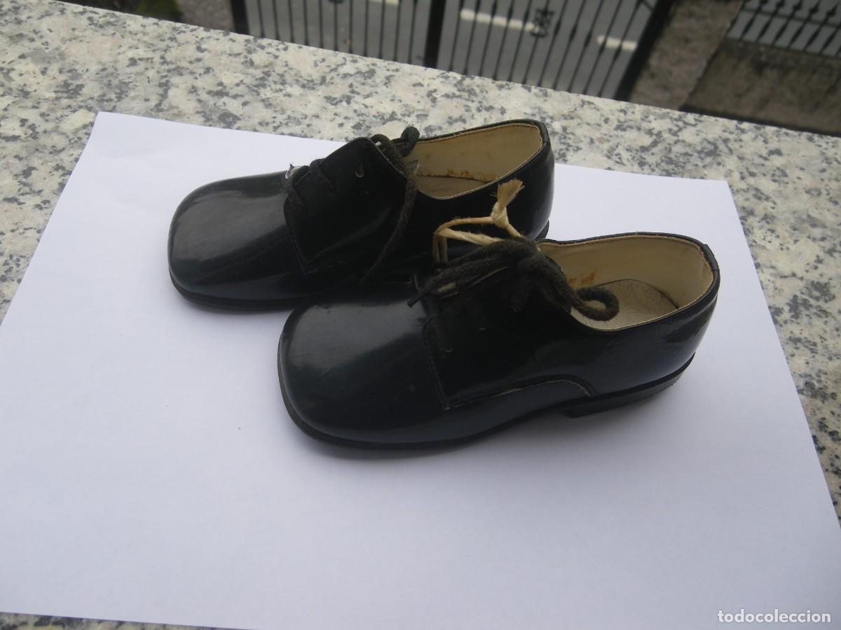 Antig&uuml;edades: ANTIGUOS ZAPATOS DE CHAROL - Foto 1
