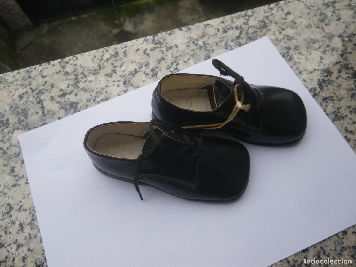 Antig&uuml;edades: ANTIGUOS ZAPATOS DE CHAROL - Foto 3