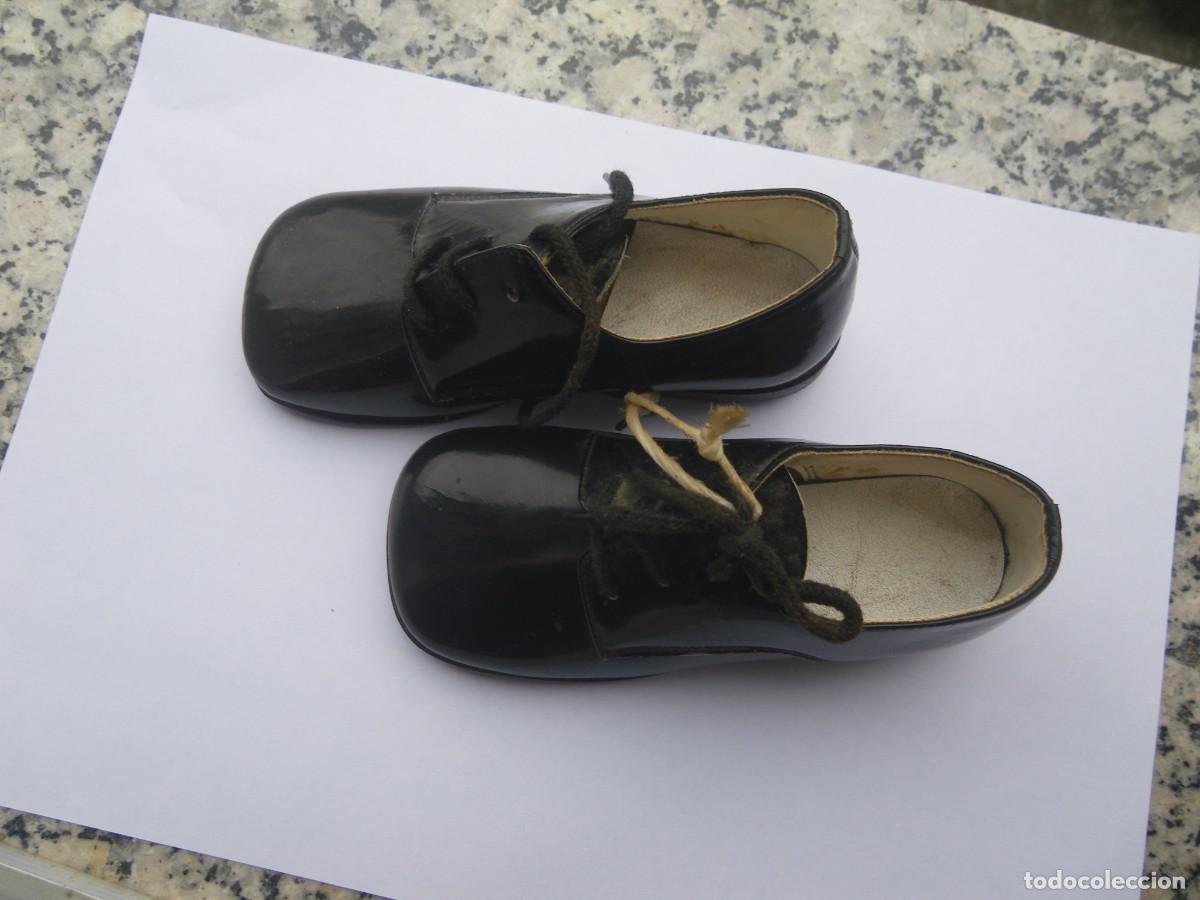 Antig&uuml;edades: ANTIGUOS ZAPATOS DE CHAROL - Foto 4