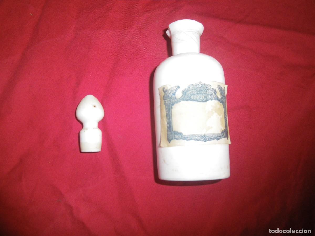 Antig&uuml;edades: TARRO DE FARMACIA DE OPALINA - Foto 2