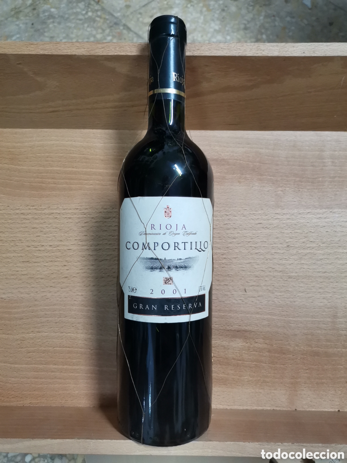 Antig&uuml;edades: Vino comportillo 2001 gran reserva - Foto 1