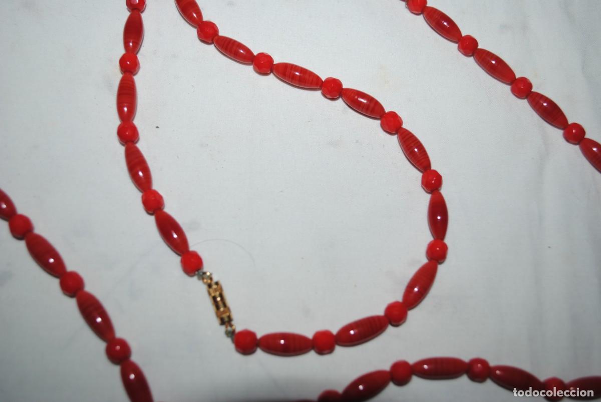 Antig&uuml;edades: COLLAR CON CUENTAS ROJAS DE MURANO . - Foto 3