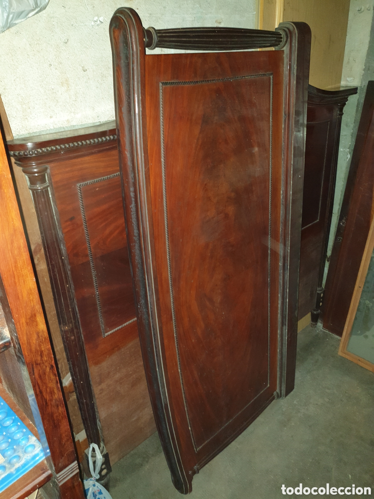 Antig&uuml;edades: CABEZAL CAMA MADERA CAOBA - Foto 2