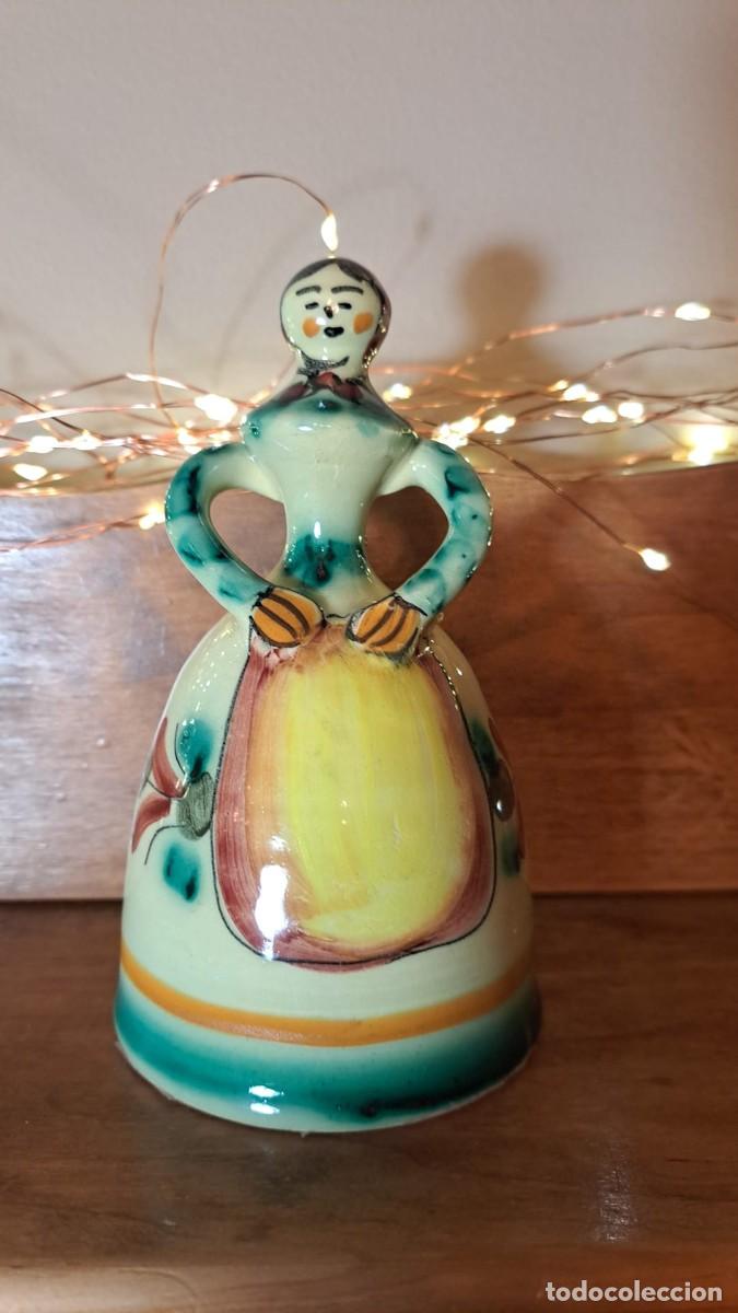 Antiquit&eacute;s: Campana Mujer Cer&aacute;mica Puente del Arzobispo M.C.