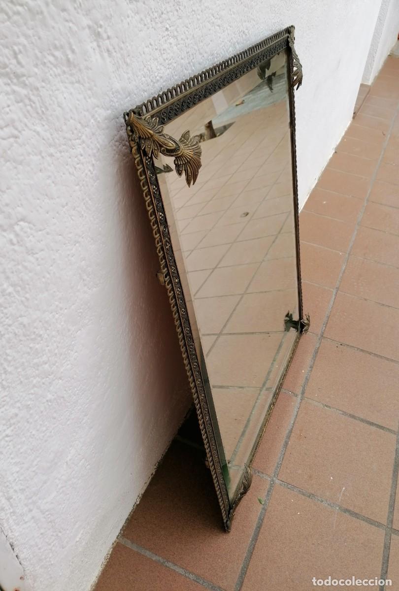 Antig&uuml;edades: Precioso Espejo de bronce biselado vintage - Foto 5