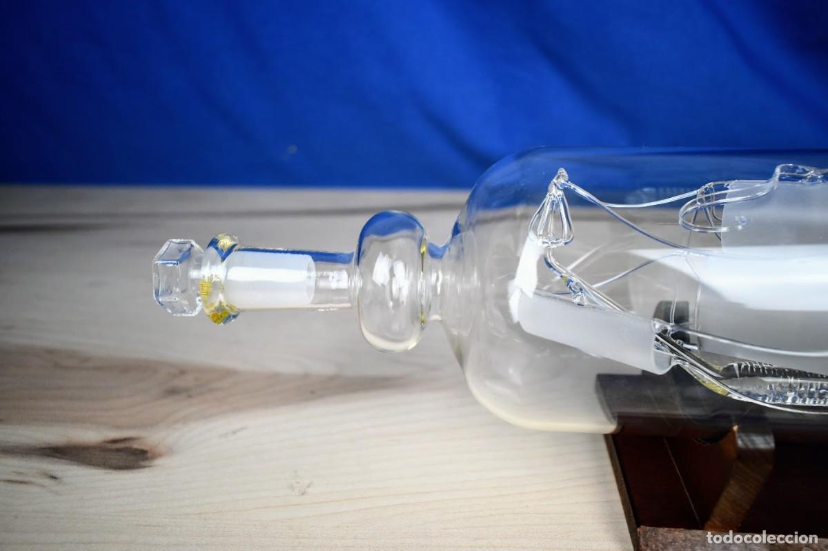 Antig&uuml;edades: Botella con barco de vidrio soplado - Foto 3