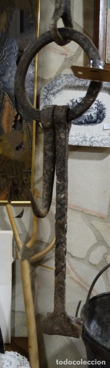 Antig&uuml;edades: LLAR HIERRO NAVARRO S.XVII - Foto 2