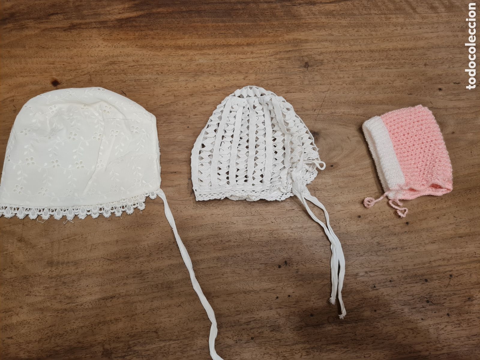 Antig&uuml;edades: Gorros antiguos hechos a mano - Foto 1