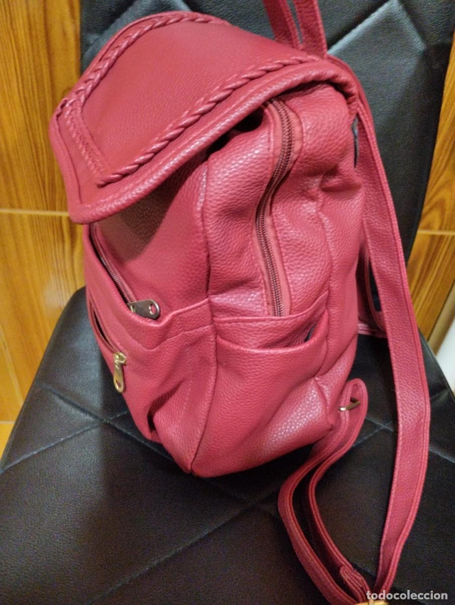 Antig&uuml;edades: Mochila burdeos -nueva - Foto 3
