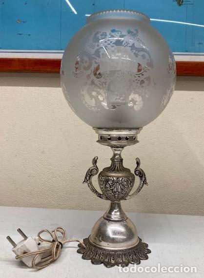 Antig&uuml;edades: Lampara de metal plateado - Foto 1