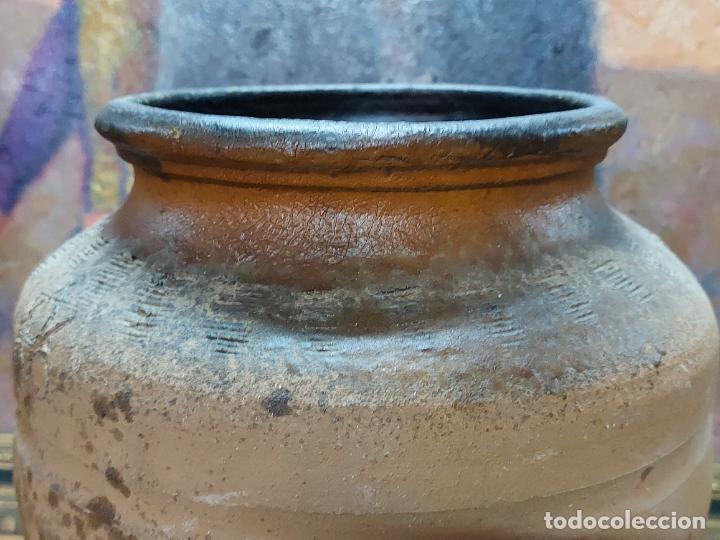Antig&uuml;edades: Antigua tinaja de barro Extreme&ntilde;a - Foto 6