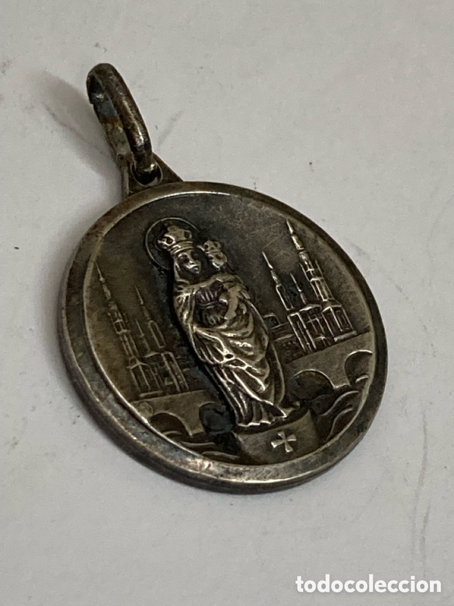 Antig&uuml;edades: Medalla de plata religiosa C131 - Foto 1