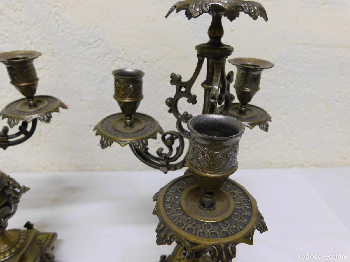Antig&uuml;edades: PAREJA CANDELABROS BRONCE - Foto 6