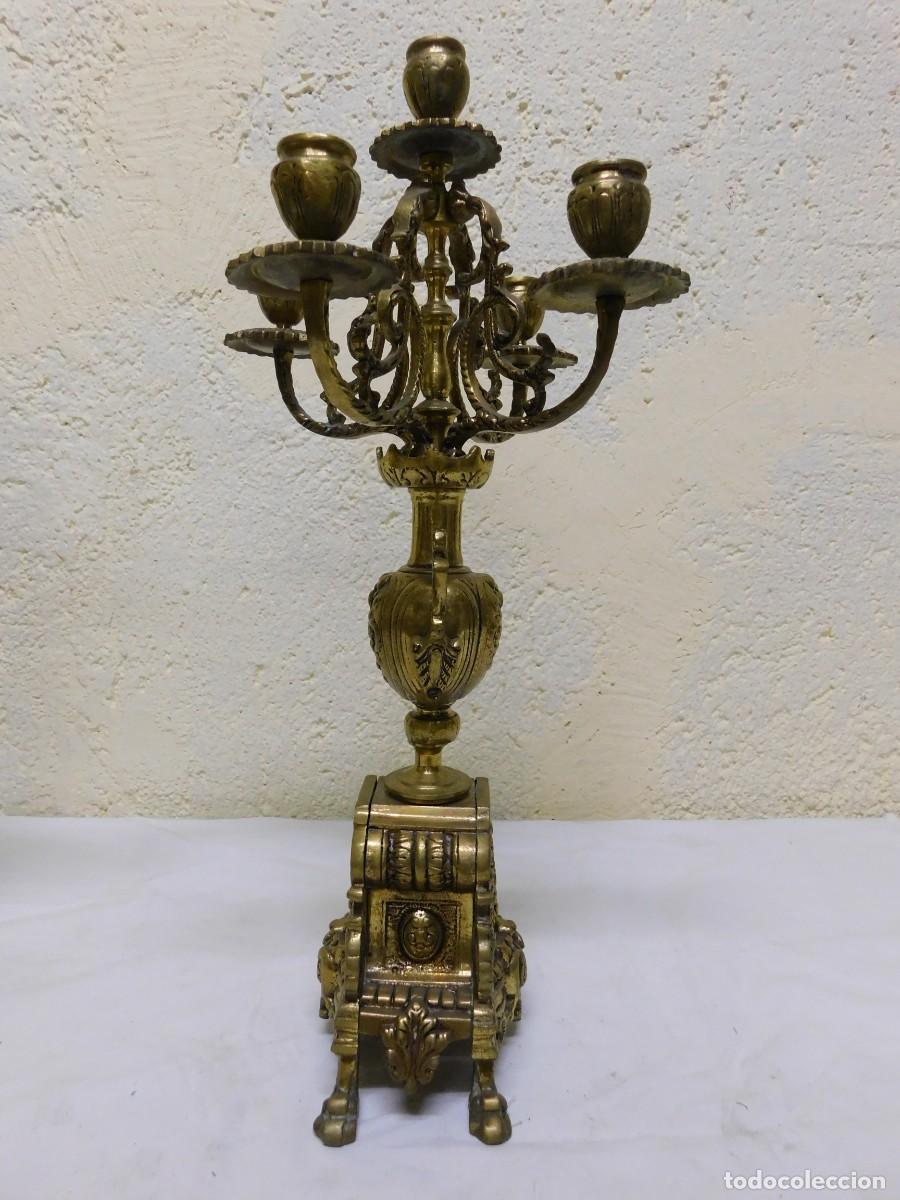 Antig&uuml;edades: PAREJA CANDELABROS BRONCE - Foto 6