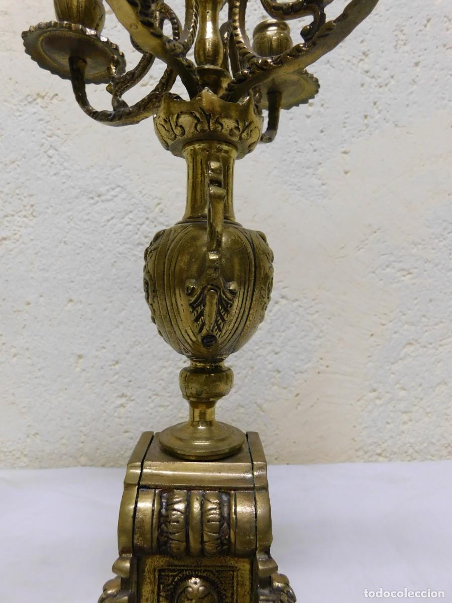 Antig&uuml;edades: PAREJA CANDELABROS BRONCE - Foto 8