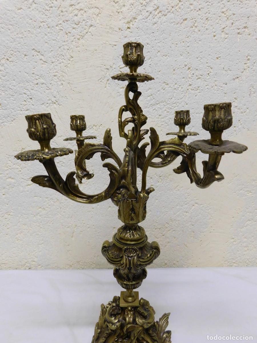 Antig&uuml;edades: PAREJA CANDELABROS BRONCE - Foto 7