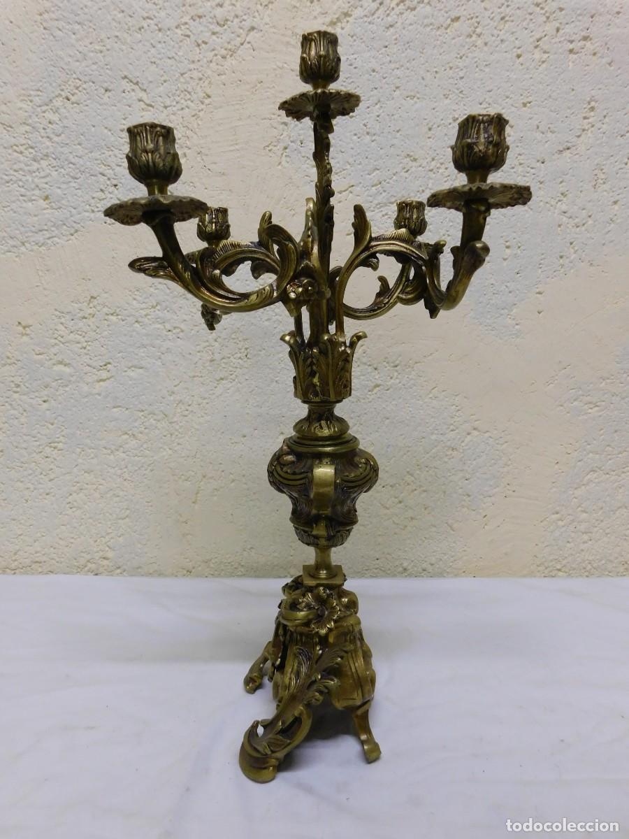 Antig&uuml;edades: PAREJA CANDELABROS BRONCE - Foto 8