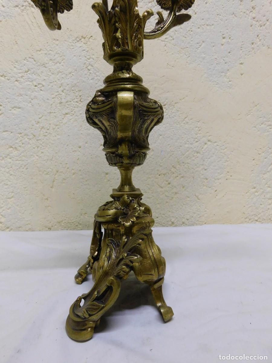 Antig&uuml;edades: PAREJA CANDELABROS BRONCE - Foto 9