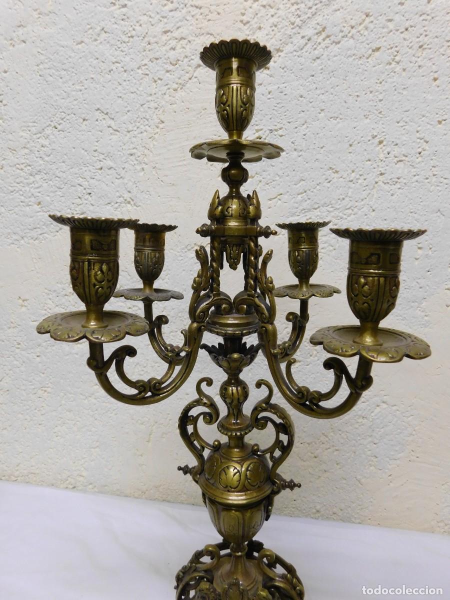 Antig&uuml;edades: PAREJA CANDELABROS BRONCE - Foto 5