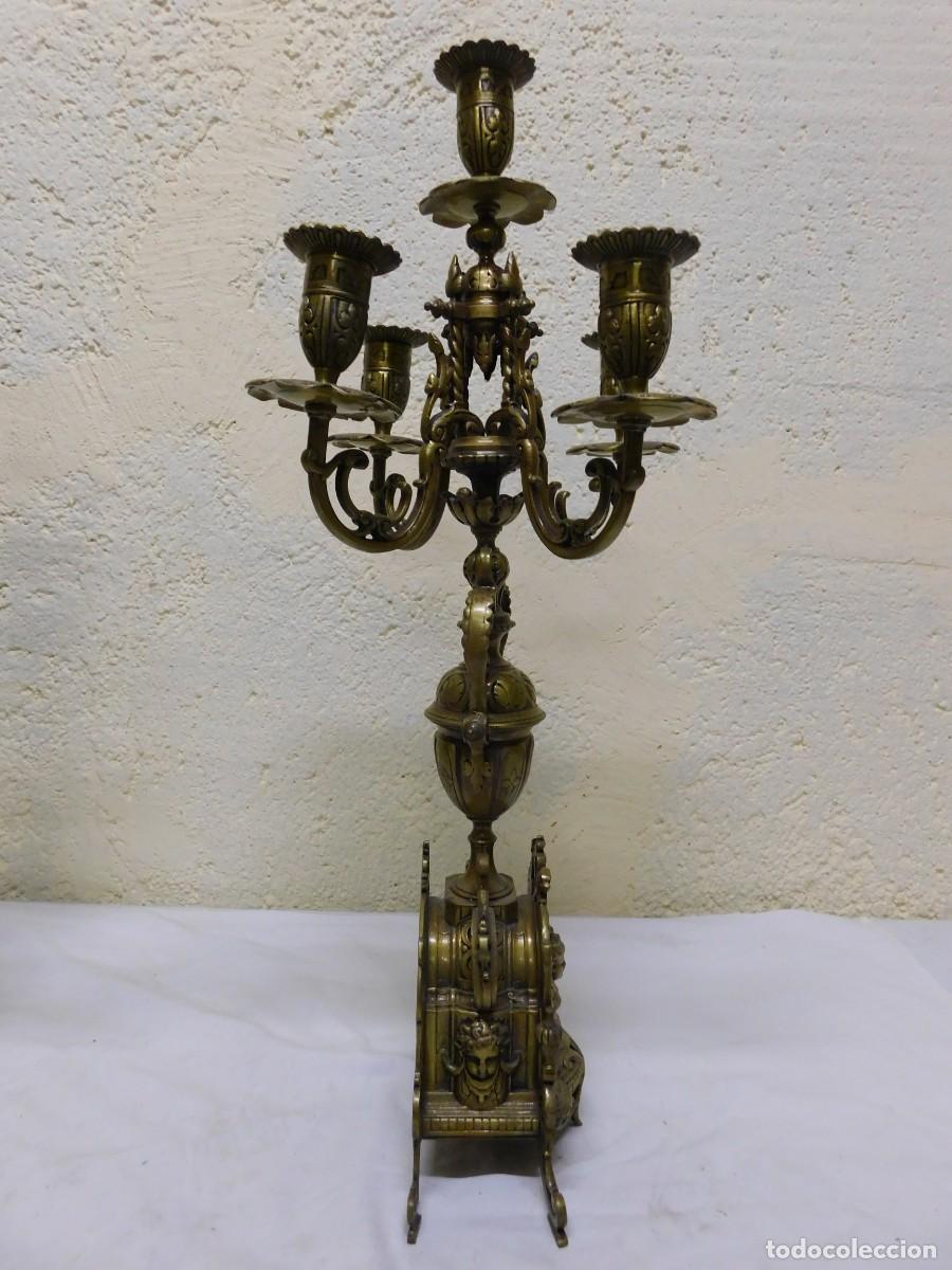 Antig&uuml;edades: PAREJA CANDELABROS BRONCE - Foto 7