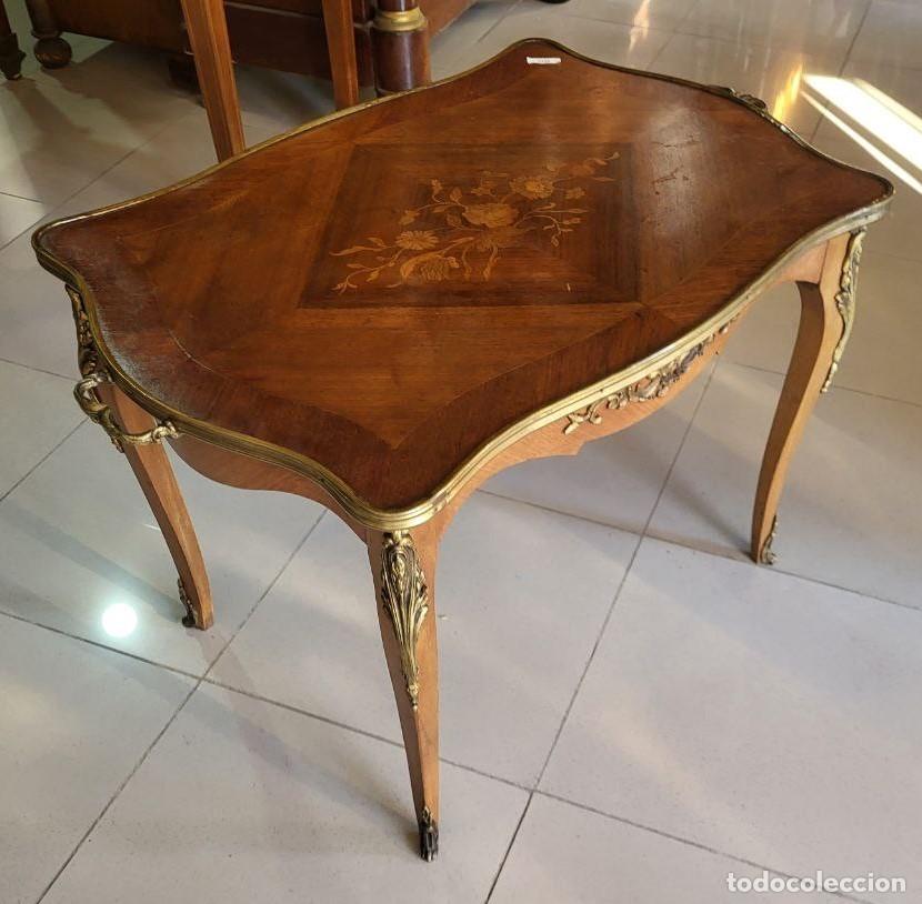 Antig&uuml;edades: Mesa auxiliar de marqueteria - Foto 1